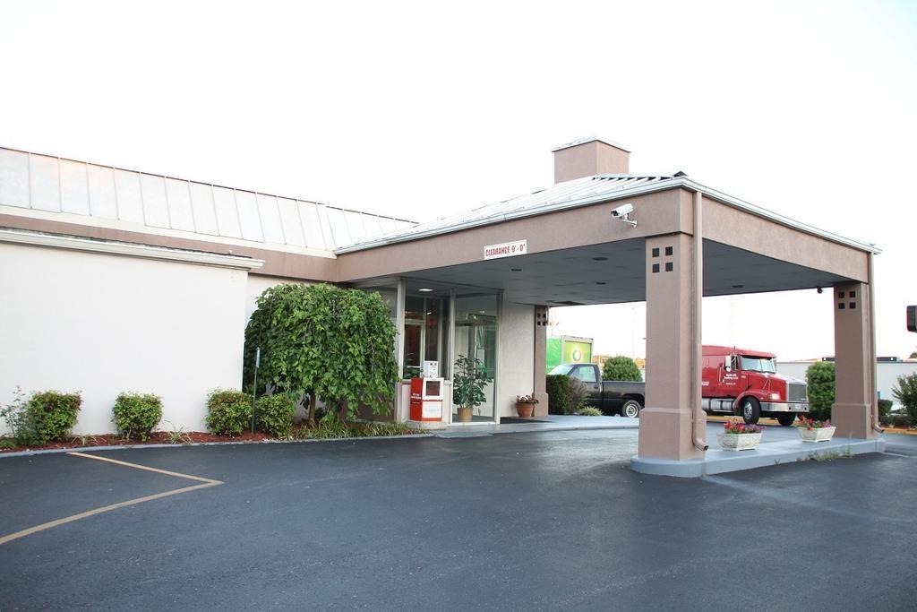 Shelbyville Inn - Shelbyville, Tn 37160 Exterior foto